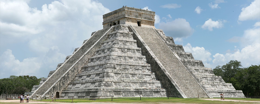 mayan ruins of chicchen itza in cancun