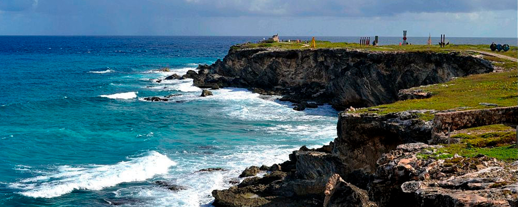 View of the outdoor sculptural museum on Isla Mujeres