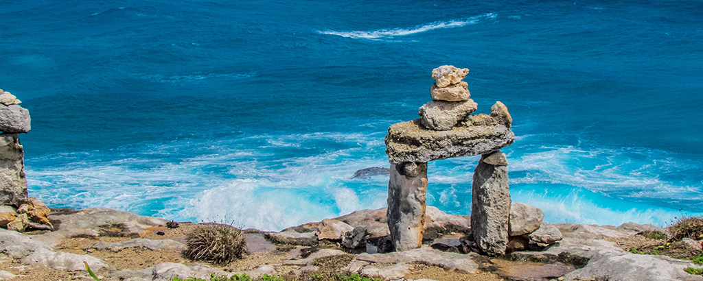 escultura de piedra en la riviera maya de cancun